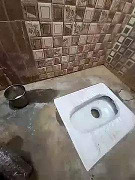 Shoni   online show from March 8, 2025, 8:46 pm