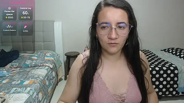 Snapshot of Dayanna_Smitt chatting on November 2, 2025, 2:16 am Dayanna Smitt online show from November 2, 2025, 2:16 am