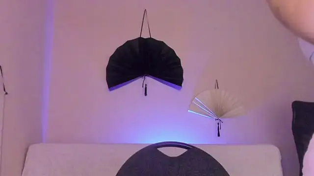 phoenix xx online show from April 11, 2026, 11:41 pm