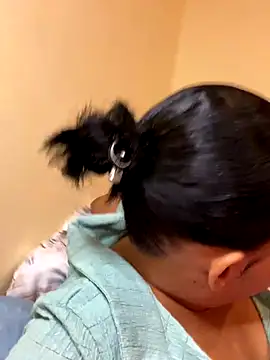 Snapshot of tiffany__rd_ chatting on November 6, 2025, 3:05 pm tiffany rd online show from November 6, 2025, 3:05 pm