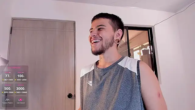 Snapshot of ftmphilip_ chatting on December 22, 2025, 5:02 pm ftmphilip online show from December 22, 2025, 5:02 pm