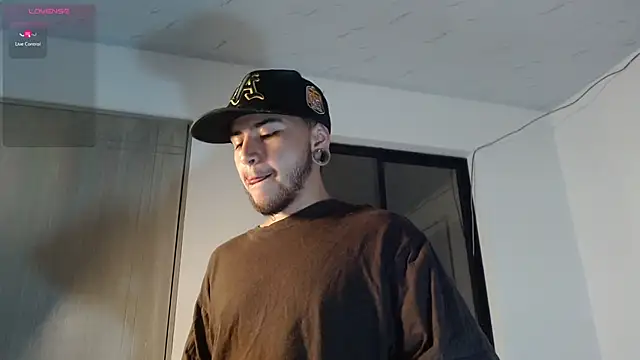 Snapshot of ftmphilip_ chatting on January 5, 2026, 11:08 pm ftmphilip online show from January 5, 2026, 11:08 pm