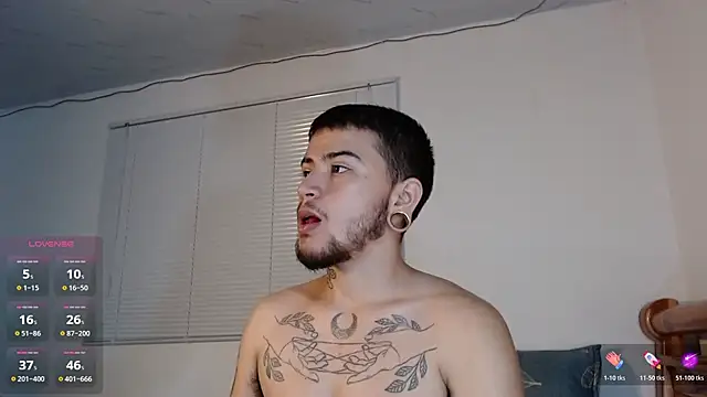 Snapshot of ftmphilip_ chatting on December 19, 2025, 10:17 am ftmphilip online show from December 19, 2025, 10:17 am