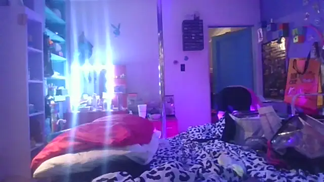 watermellonpussy online show from February 25, 2026, 8:41 pm