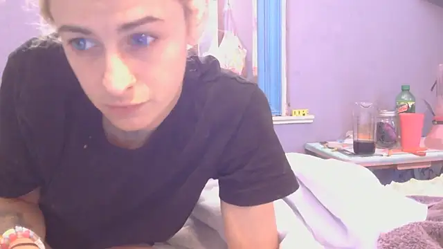 watermellonpussy online show from November 14, 2025, 5:27 pm