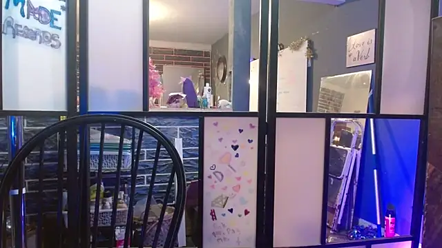 watermellonpussy online show from February 22, 2026, 4:48 am