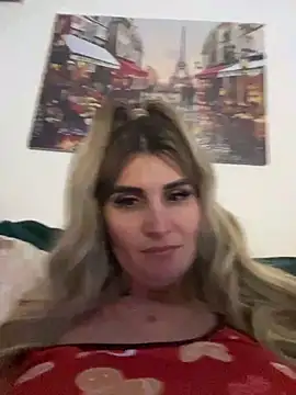 EvelynFrances online show from January 2, 2025, 10:44 pm