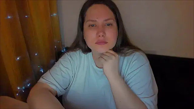  madalexa  online show from December 8, 2024, 7:43 pm