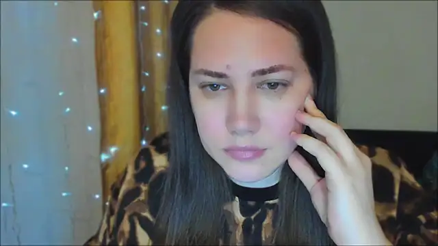  madalexa  online show from April 28, 2026, 8:02 pm