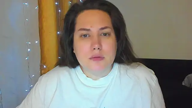  madalexa  online show from March 18, 2026, 11:37 pm