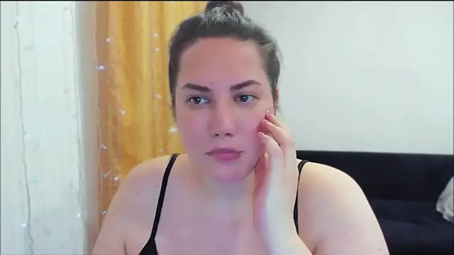 Snapshot of _madalexa_ chatting on June 26, 2026, 5:52 pm madalexa online show from June 26, 2026, 5:52 pm