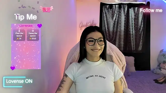 Sofia thomson1 t online show from September 20, 2025, 11:48 am