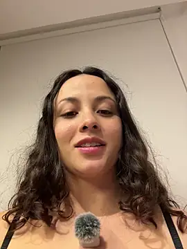 Snapshot of Megan_Rodrigo chatting on July 19, 2026, 2:20 am Megan Rodrigo online show from July 19, 2026, 2:20 am