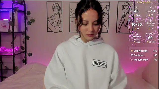 Megan Rodrigo online show from February 17, 2025, 10:27 pm