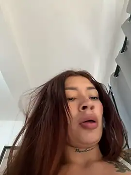 Roxanne 08 online show from January 3, 2025, 3:12 pm