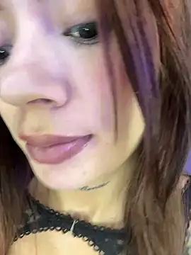 Roxanne 08 online show from February 7, 2025, 6:45 am