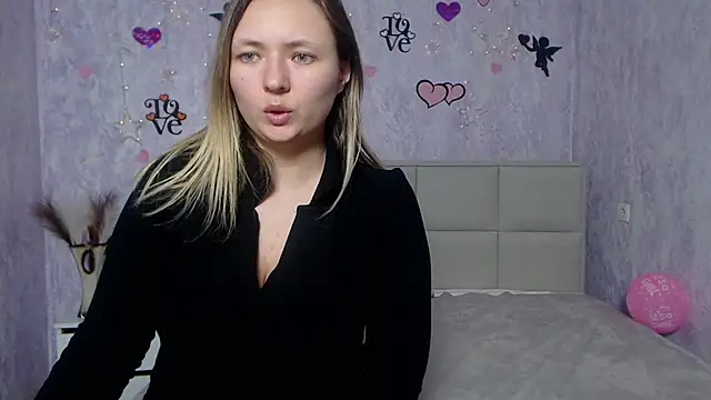 SallyVerda online show from February 8, 2025, 4:36 am