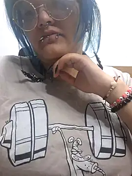 lucky-leah online show from March 11, 2026, 3:55 am