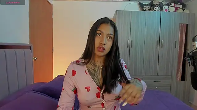 Snapshot of Kayla_foxxy chatting on September 25, 2025, 7:03 am Kayla foxxy online show from September 25, 2025, 7:03 am