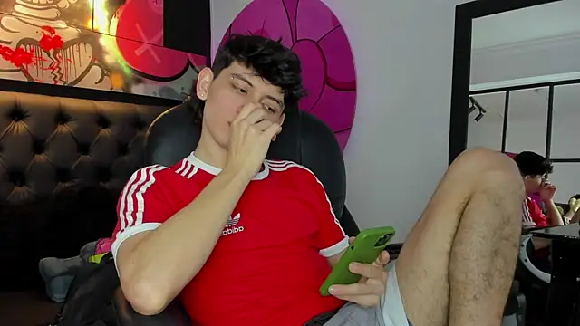 Santi delacruz online show from February 27, 2025, 3:59 pm