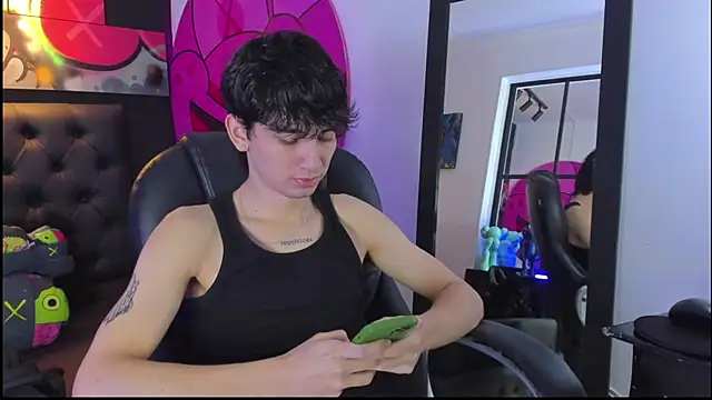 Santi delacruz online show from January 23, 2025, 3:01 pm