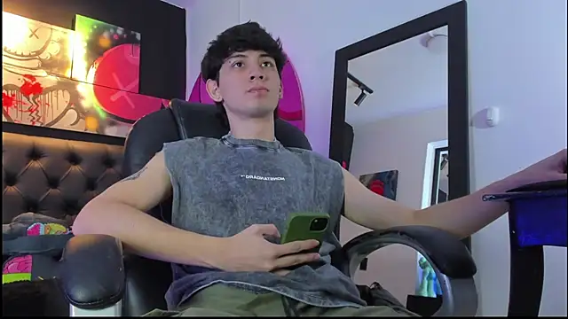 Santi delacruz online show from January 22, 2025, 4:23 pm