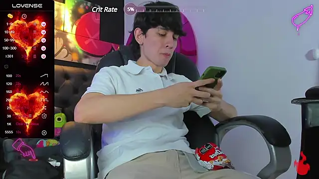 Santi delacruz online show from February 6, 2025, 5:19 pm