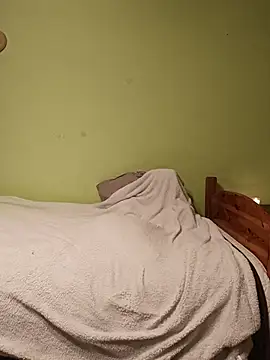 Snapshot of niesmialy39oon chatting on October 5, 2025, 5:14 pm niesmialy39oon online show from October 5, 2025, 5:14 pm