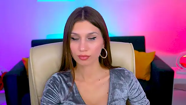 MollyPerry online show from March 5, 2025, 7:17 pm