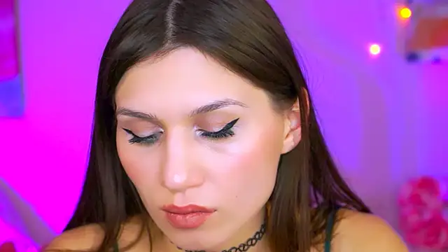 MollyPerry online show from March 8, 2025, 7:09 pm