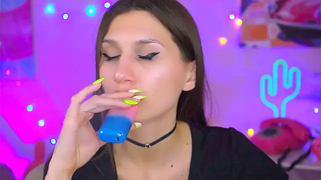 MollyPerry online show from March 13, 2025, 10:21 pm