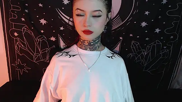Isabella  dark online show from January 12, 2025, 1:11 am