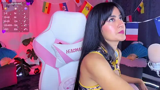 Snapshot of Violetta_kim1 chatting on July 11, 2026, 9:15 pm Violetta kim1 online show from July 11, 2026, 9:15 pm