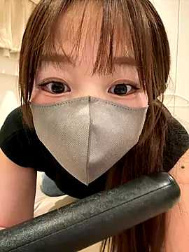 Snapshot of OCHAN___X chatting on October 19, 2025, 11:35 am OCHAN   X online show from October 19, 2025, 11:35 am