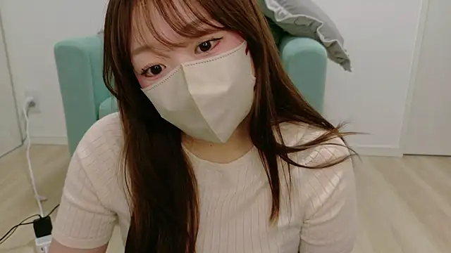 Snapshot of OCHAN___X chatting on October 1, 2025, 2:43 pm OCHAN   X online show from October 1, 2025, 2:43 pm