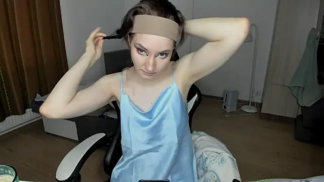 Bridget fitness online show from February 17, 2025, 2:06 pm