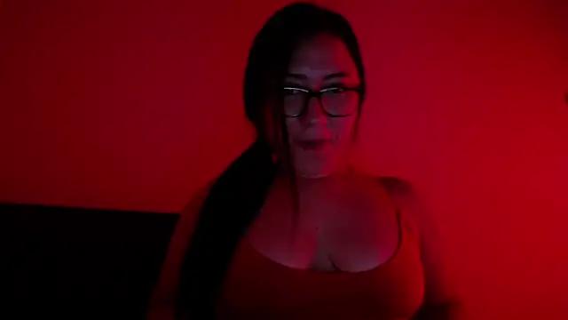 LuciaTomson online show from June 26, 2026, 6:25 pm