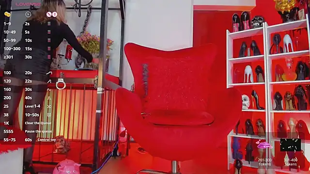 MistressAndre online show from December 1, 2025, 8:32 pm