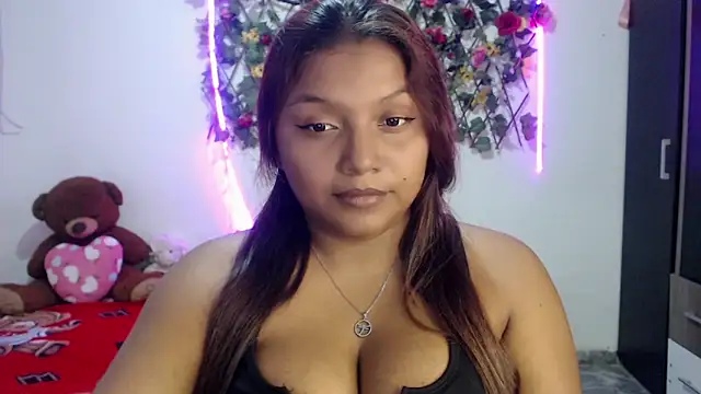 Snapshot of sexysusan4you chatting on October 10, 2025, 8:20 pm sexysusan4you online show from October 10, 2025, 8:20 pm