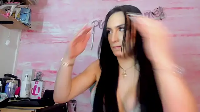 scarlett taylor007 online show from February 10, 2026, 7:24 pm