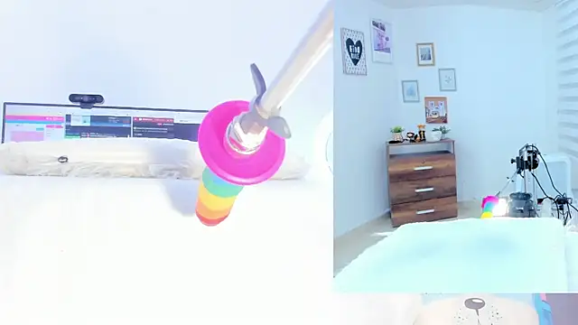 Snapshot of Daki_Ume_ chatting on September 28, 2025, 2:29 am Daki Ume online show from September 28, 2025, 2:29 am