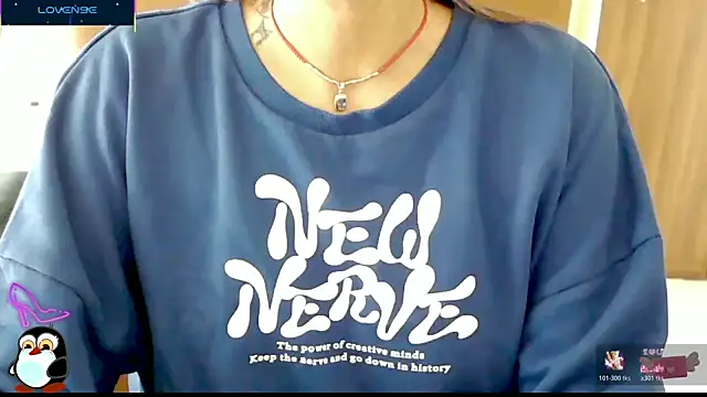 Snapshot of _Blue_Ruubyy_ chatting on October 24, 2025, 8:24 am  Blue Ruubyy  online show from October 24, 2025, 8:24 am