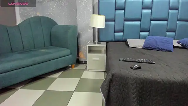 Snapshot of George_Diesell chatting on October 15, 2025, 4:11 am George Diesell online show from October 15, 2025, 4:11 am