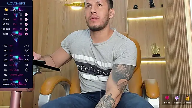 Snapshot of George_Diesell chatting on February 26, 2025, 11:52 pm George Diesell online show from February 26, 2025, 11:52 pm