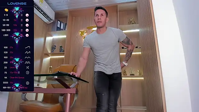 Snapshot of George_Diesell chatting on March 10, 2025, 8:34 pm George Diesell online show from March 10, 2025, 8:34 pm