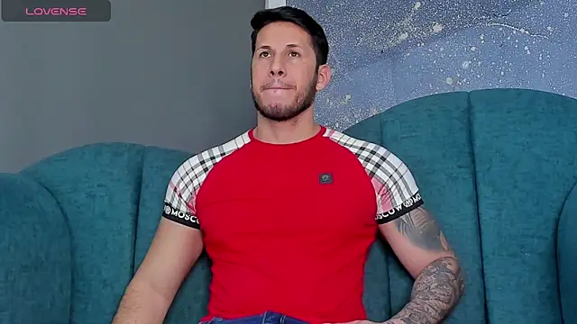 Snapshot of George_Diesell chatting on October 6, 2025, 4:35 am George Diesell online show from October 6, 2025, 4:35 am