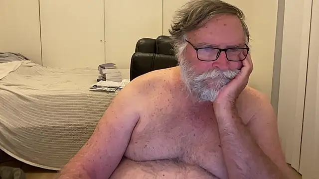 Snapshot of Drummajor chatting on October 29, 2025, 4:44 am Drummajor online show from October 29, 2025, 4:44 am