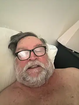 Snapshot of Drummajor chatting on September 27, 2025, 3:18 pm Drummajor online show from September 27, 2025, 3:18 pm