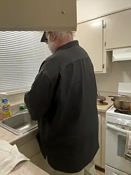 Snapshot of Drummajor chatting on October 31, 2025, 12:29 am Drummajor online show from October 31, 2025, 12:29 am