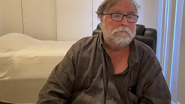 Drummajor online show from December 2, 2025, 5:36 pm